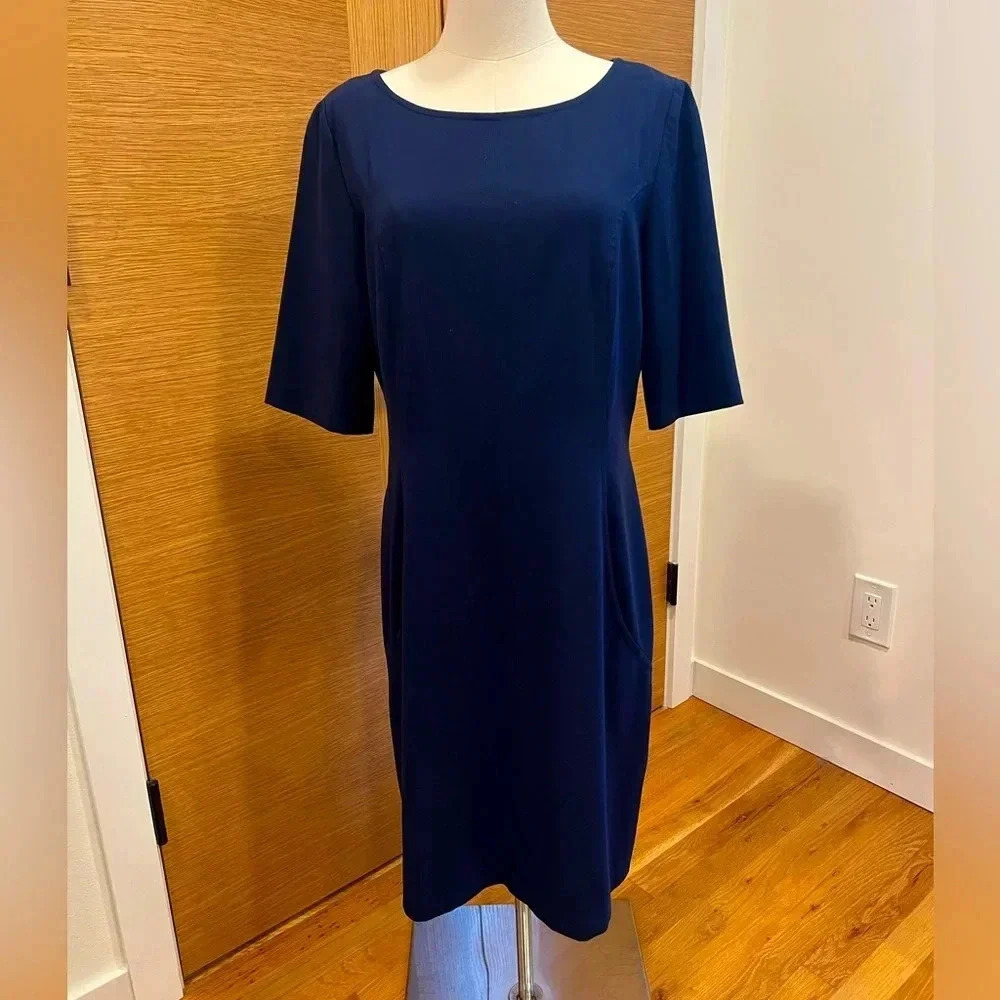 Tahari Navy Blue Short Sleeve Sheath Dress